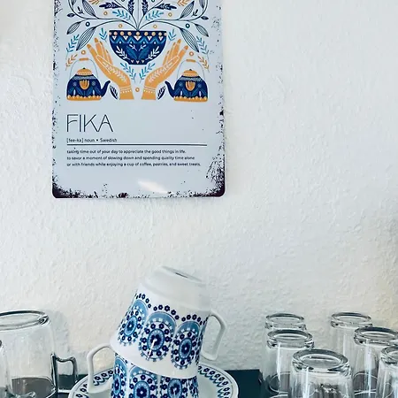 Trendige Dachgeschosswohnung In Connewitz - 3 Schlafbereiche - Platz Fuer Bis Zu 5 Personen - Tolle Lage Und Oeffentliche Verkehrsmittel